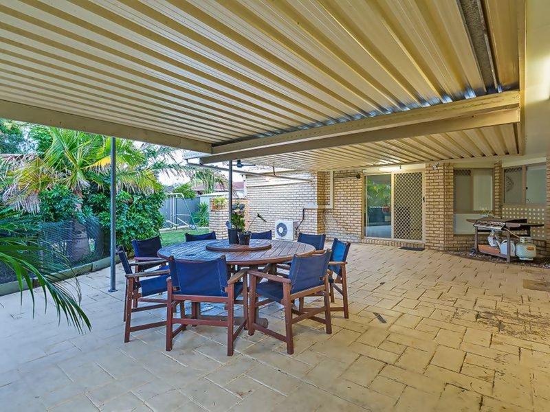 Photo - 8 Wade Court, Boronia Heights QLD 4124 - Image 16