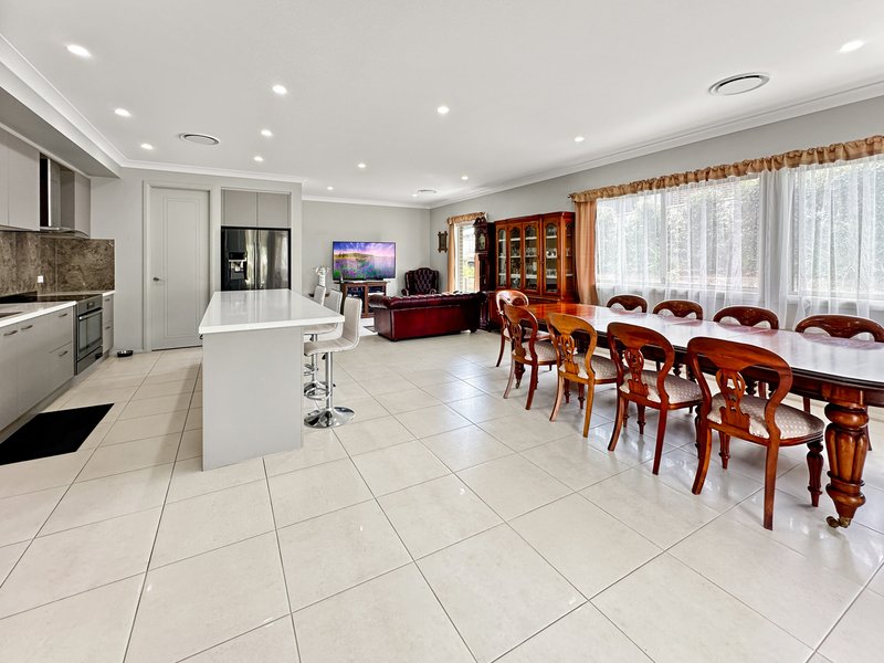 Photo - 8 Wagtail Crescent, Batehaven NSW 2536 - Image 3