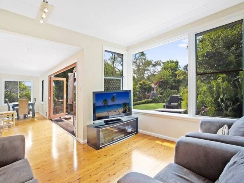 Photo - 8 Waiwera Avenue, North Manly NSW 2100 - Image 4