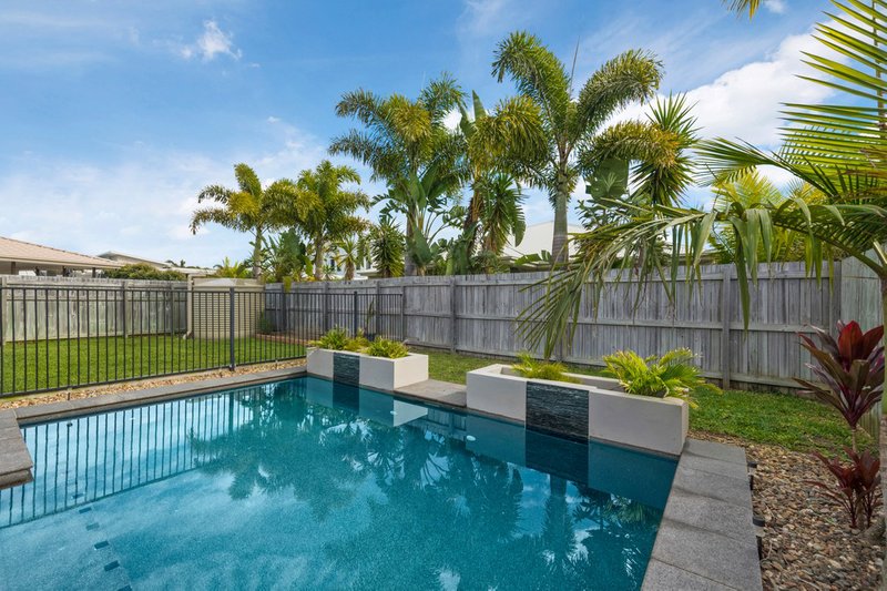 8 Wake Court, Birtinya QLD 4575