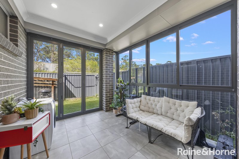 Photo - 8 Wakeling Drive, Edmondson Park NSW 2174 - Image 3