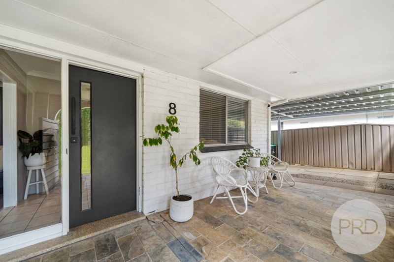 Photo - 8 Walana Crescent, Kooringal NSW 2650 - Image 3