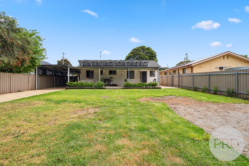 Photo - 8 Walana Crescent, Kooringal NSW 2650 - Image 18