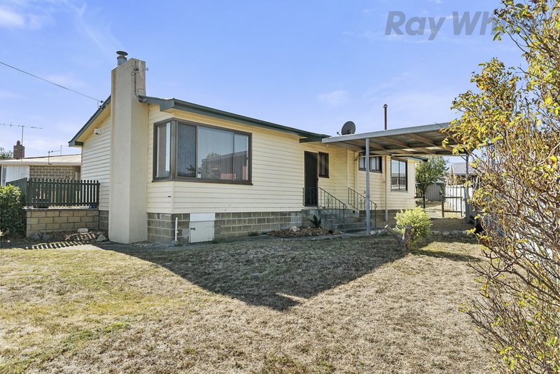 8 Walker Crescent, New Norfolk TAS 7140