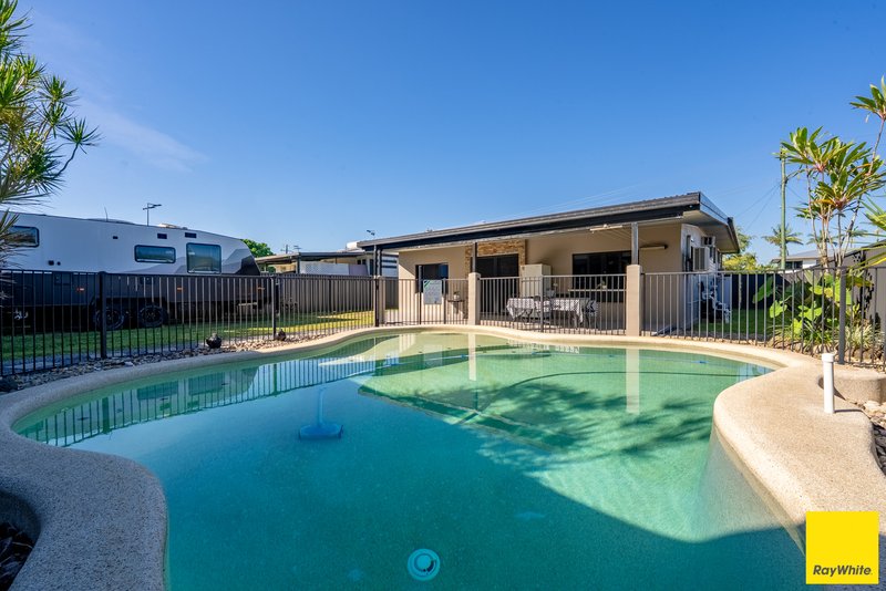 Photo - 8 Wallace Street, Manunda QLD 4870 - Image 2