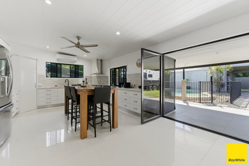 Photo - 8 Wallace Street, Manunda QLD 4870 - Image 3