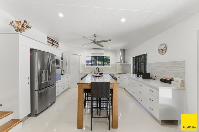 Photo - 8 Wallace Street, Manunda QLD 4870 - Image 5
