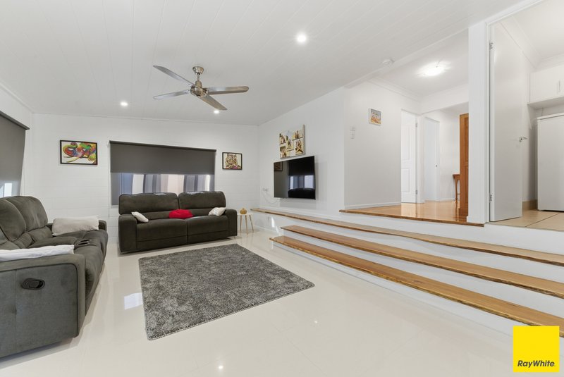 Photo - 8 Wallace Street, Manunda QLD 4870 - Image 6