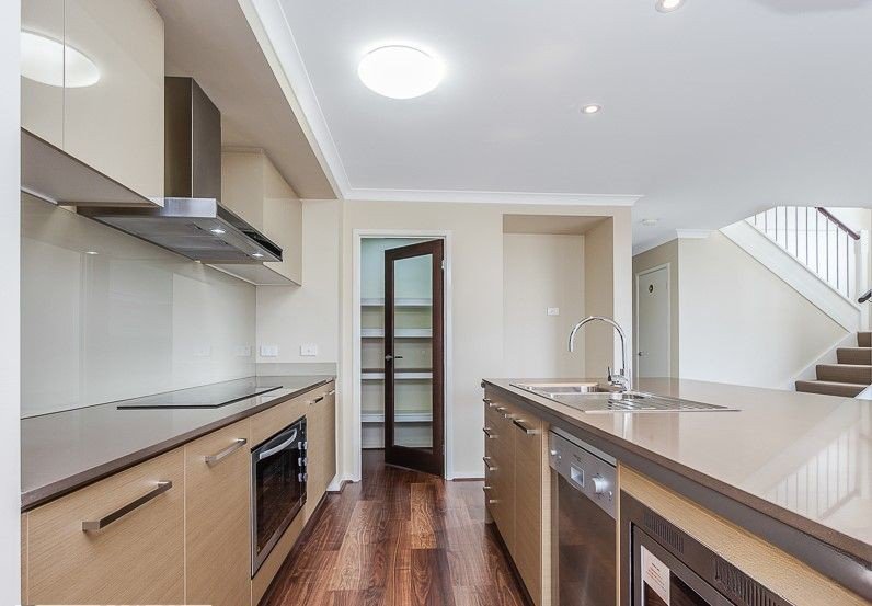 Photo - 8 Wallarah Parade, North Lakes QLD 4509 - Image 2