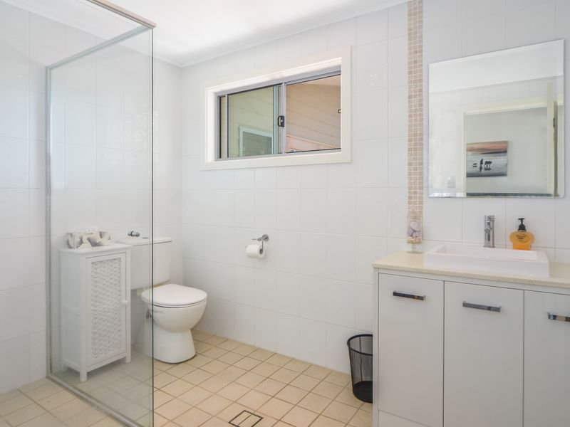 Photo - 8 Walmer Avenue, Sanctuary Point NSW 2540 - Image 13