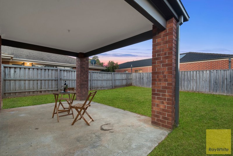 Photo - 8 Walter Street, Tarneit VIC 3029 - Image 18