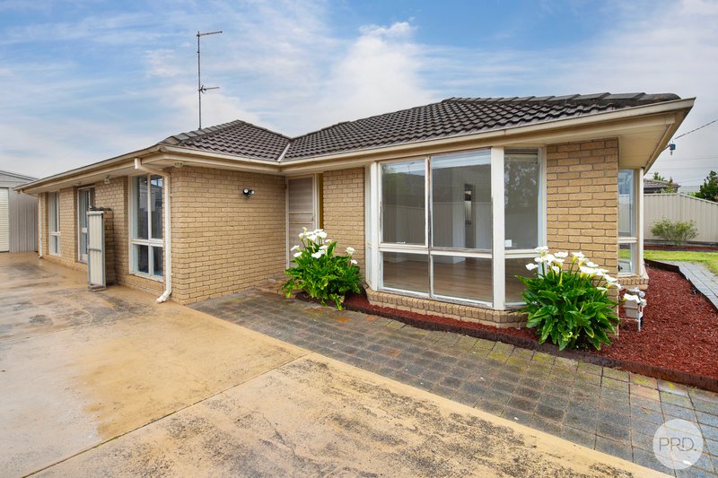 Photo - 8 Waltham Drive, Mitchell Park VIC 3355 - Image 16