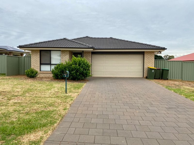 8 Warragrah Place, Parkes NSW 2870