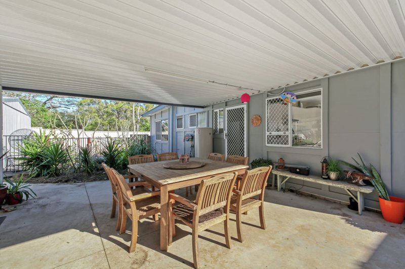 Photo - 8 Warringah Grove, Petrie QLD 4502 - Image 3