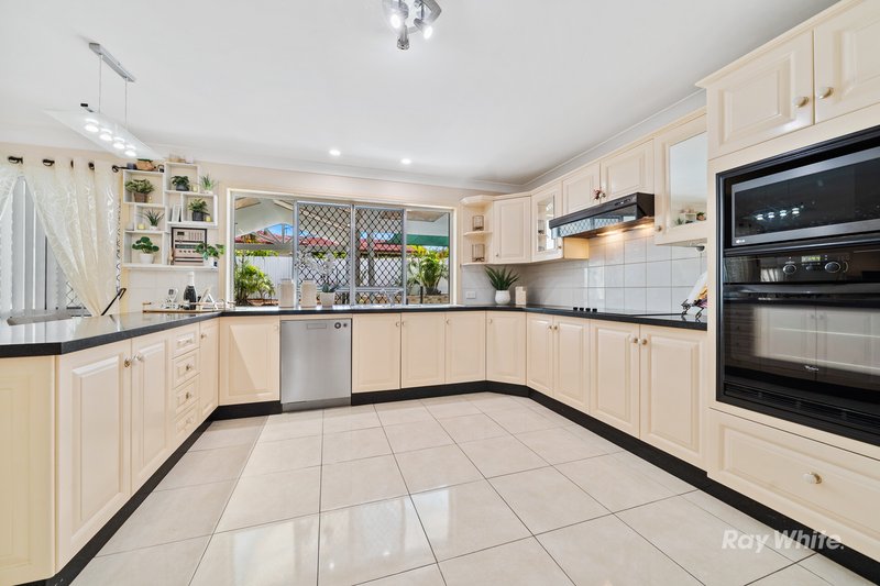 Photo - 8 Washington Place, Stretton QLD 4116 - Image 7