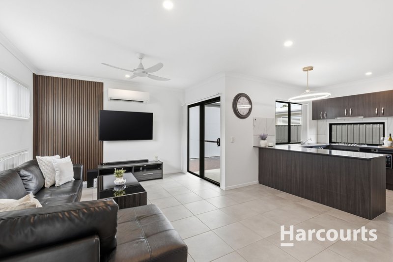 Photo - 8 Waterman Place, Browns Plains QLD 4118 - Image 2