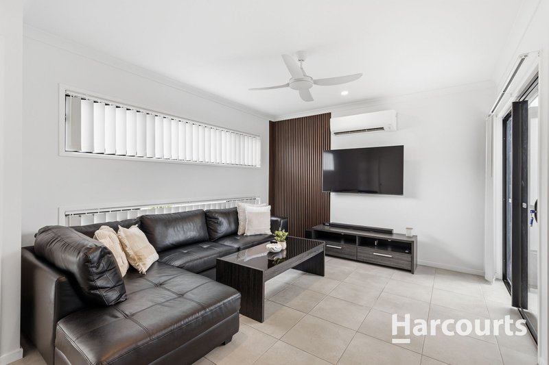 Photo - 8 Waterman Place, Browns Plains QLD 4118 - Image 3