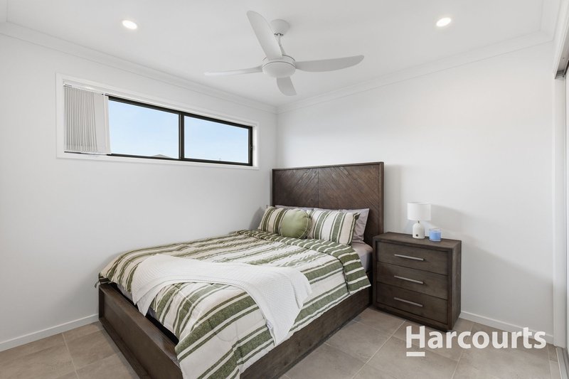 Photo - 8 Waterman Place, Browns Plains QLD 4118 - Image 9