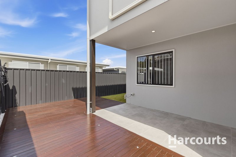 Photo - 8 Waterman Place, Browns Plains QLD 4118 - Image 12