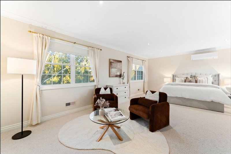 Photo - 8 Watkins Grove, Werribee VIC 3030 - Image 10
