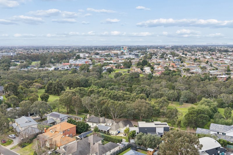 Photo - 8 Watkins Grove, Werribee VIC 3030 - Image 21
