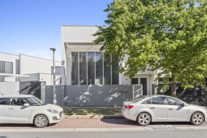 Photo - 8 Waygoose Street, Kingston ACT 2604 - Image 4