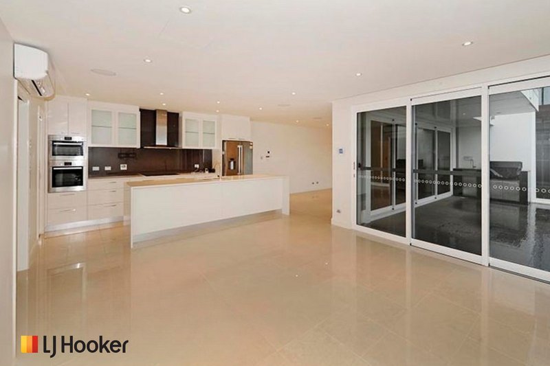 Photo - 8 Waygoose Street, Kingston ACT 2604 - Image 11