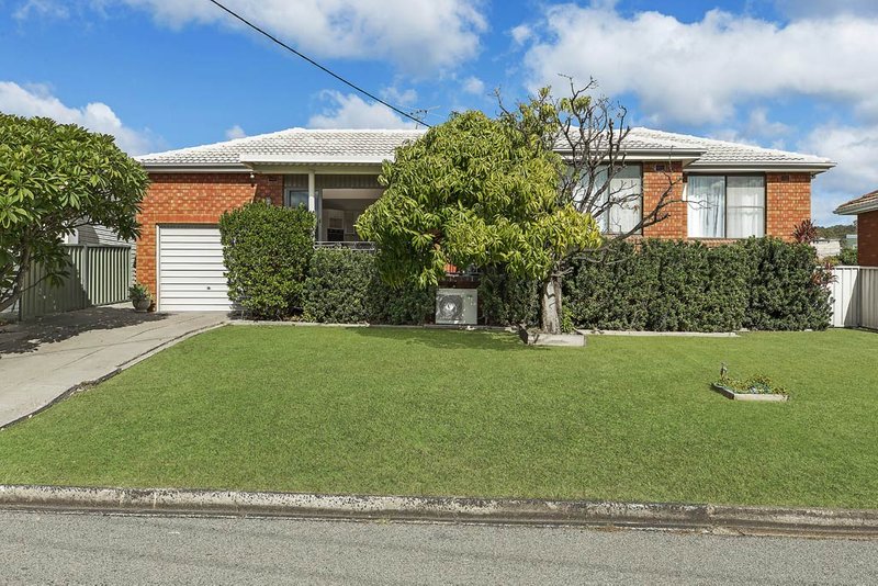 Photo - 8 Weatherley Street, Booragul NSW 2284 - Image