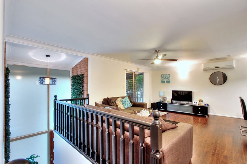 Photo - 8 Wenlock Crescent, Springwood QLD 4127 - Image 4