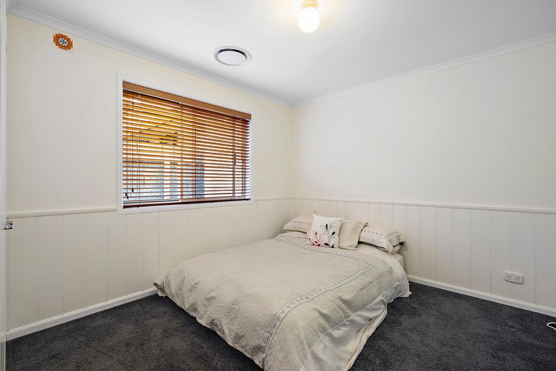Photo - 8 Wenlock Street, Amaroo ACT 2914 - Image 6