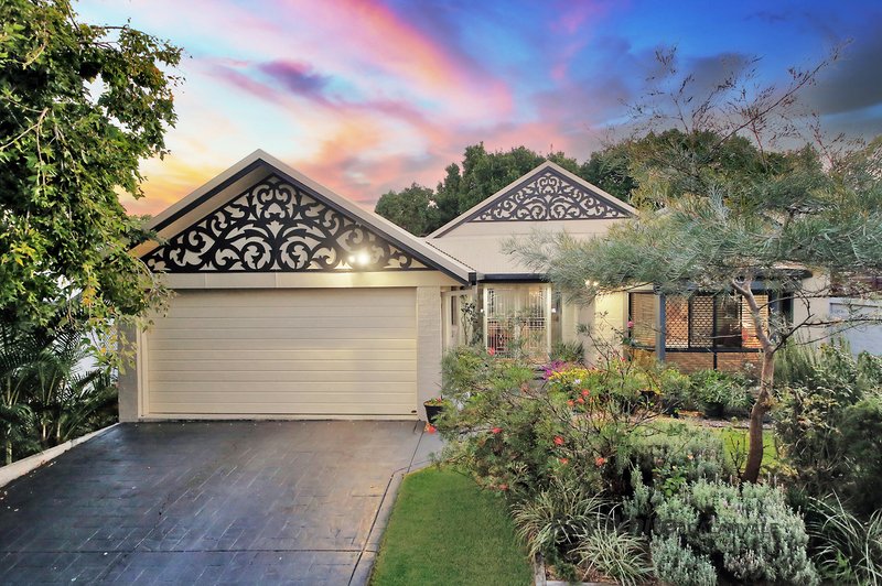 8 Weyba Close, Forest Lake QLD 4078