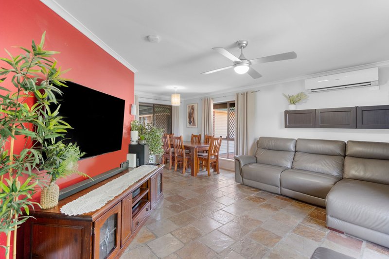 Photo - 8 Weymouth Court, Mount Warren Park QLD 4207 - Image 6