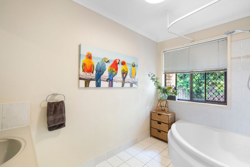 Photo - 8 Weymouth Court, Mount Warren Park QLD 4207 - Image 14