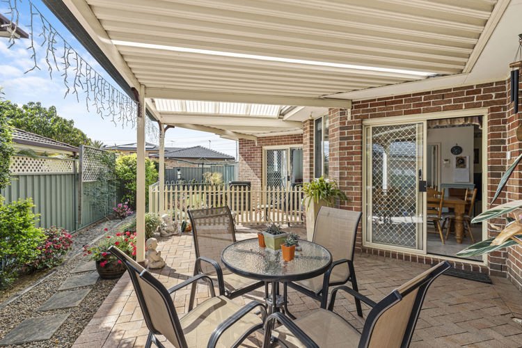 Photo - 8 White Gum Place, Greystanes NSW 2145 - Image 8