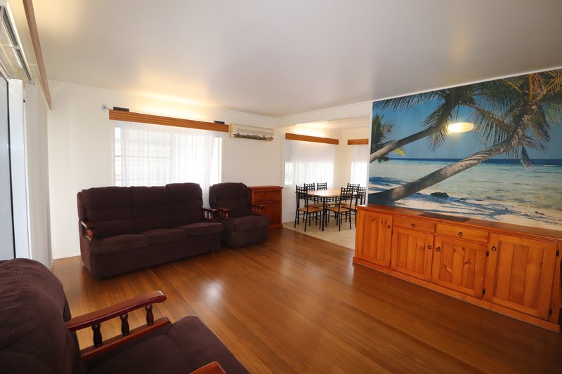 Photo - 8 Whiting Street, Taylors Beach QLD 4850 - Image 3