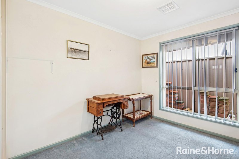 Photo - 8 Whitney Crescent, Seaford SA 5169 - Image 6