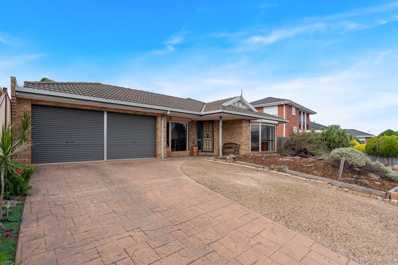 Photo - 8 Wilkinson Court, Roxburgh Park VIC 3064 - Image 3