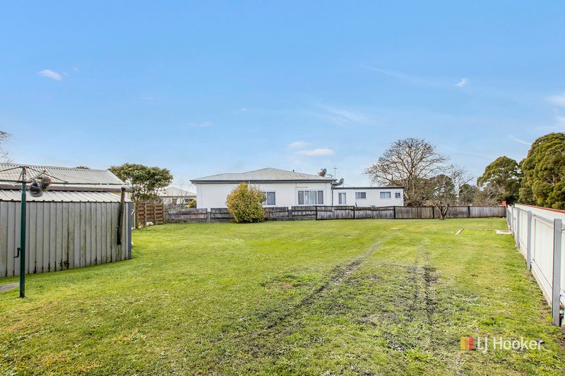 Photo - 8 Wilkinson Street, Wynyard TAS 7325 - Image 13