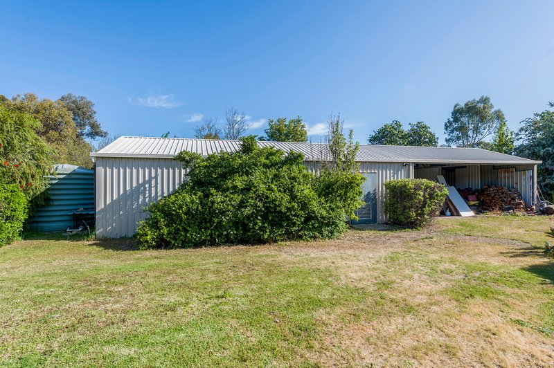 Photo - 8 Willcox Street, Chidlow WA 6556 - Image 20