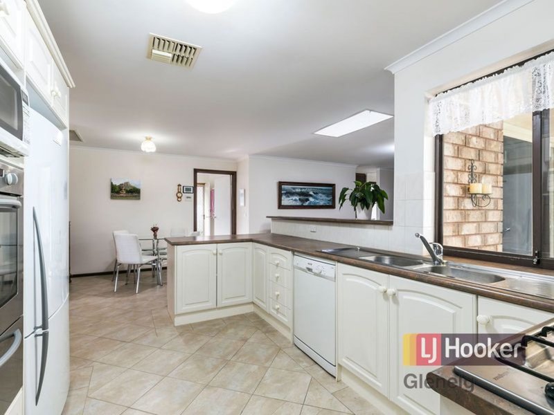 Photo - 8 William Road, Reynella SA 5161 - Image 3