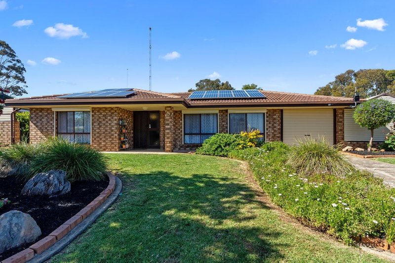 Photo - 8 William Road, Reynella SA 5161 - Image 2