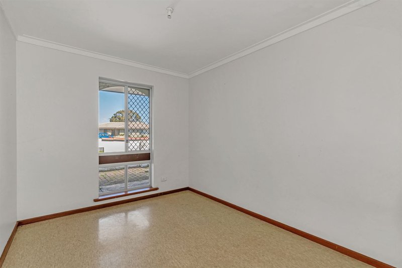 Photo - 8 Willow Court, Cooloongup WA 6168 - Image 13