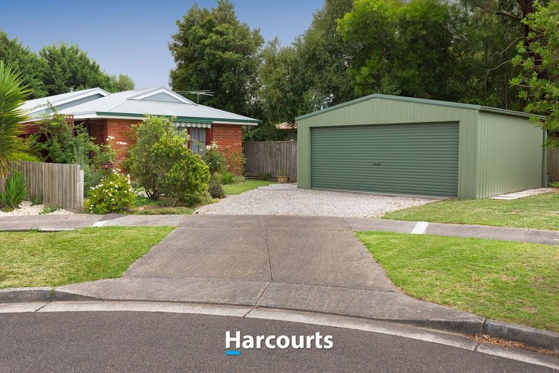 8 Willunga Court, Berwick VIC 3806