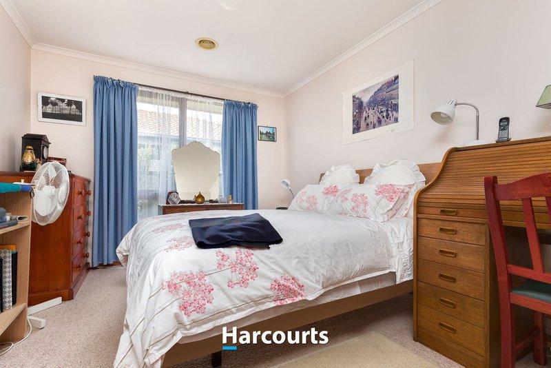 Photo - 8 Willunga Court, Berwick VIC 3806 - Image 7