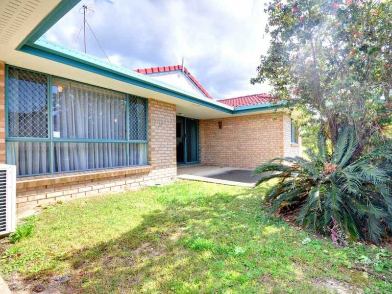 Photo - 8 Willunga Pl , Merrimac QLD 4226 - Image 2