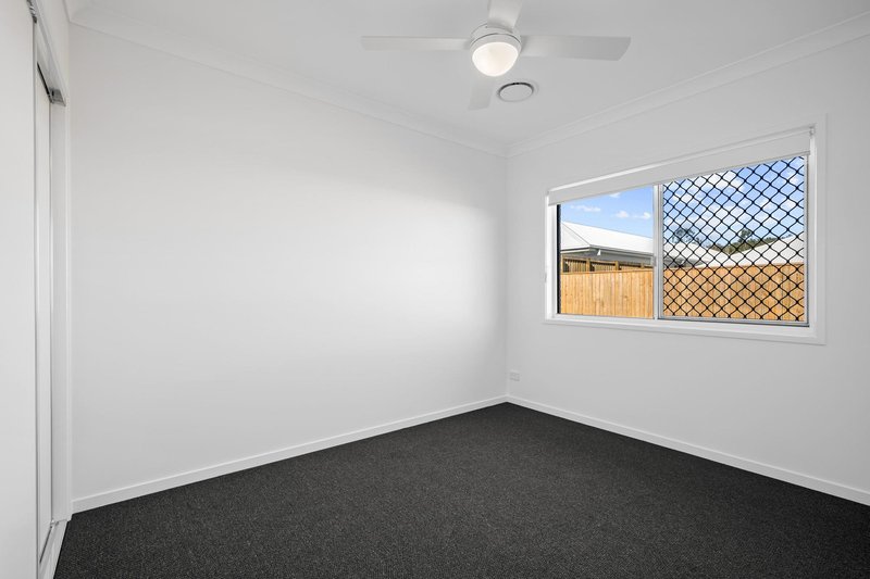 Photo - 8 Wilsons Peak Way, White Rock QLD 4306 - Image 15