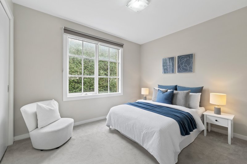 Photo - 8 Winbirra Parade, Ashwood VIC 3147 - Image 6