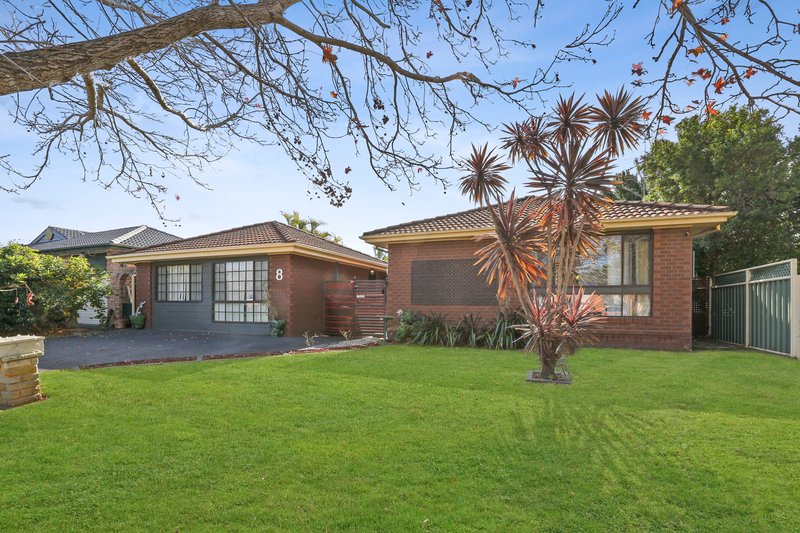 8 Windsor Crescent, Brownsville NSW 2530