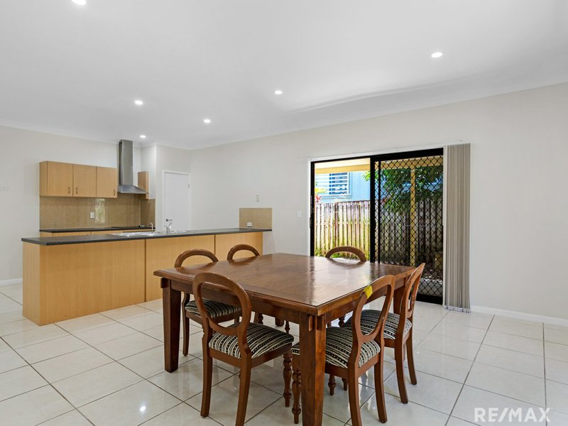 Photo - 8 Wingate Court, Varsity Lakes QLD 4227 - Image 4