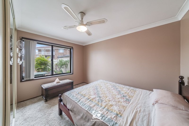 Photo - 8 Winter Avenue, Mount Warrigal NSW 2528 - Image 9